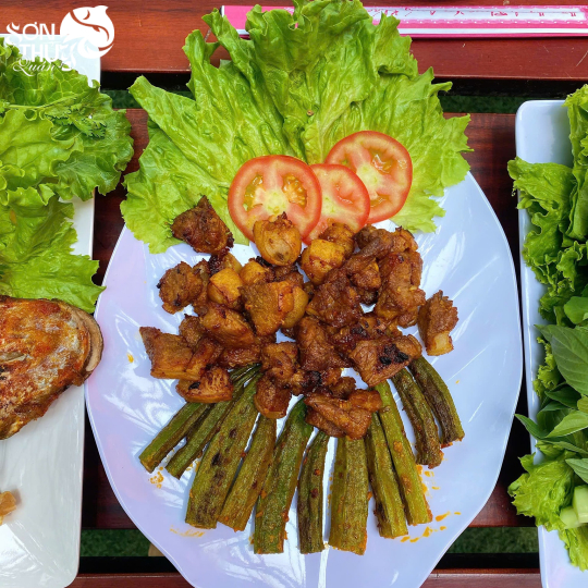SƯỜN HEO NƯỚNG NGŨ VỊ